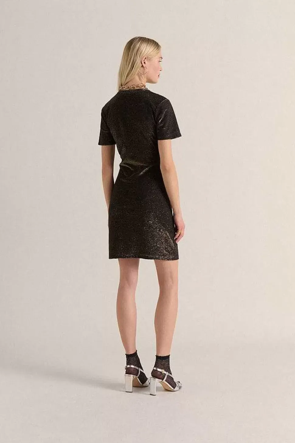 Robe Floreal Noir Irise Dore