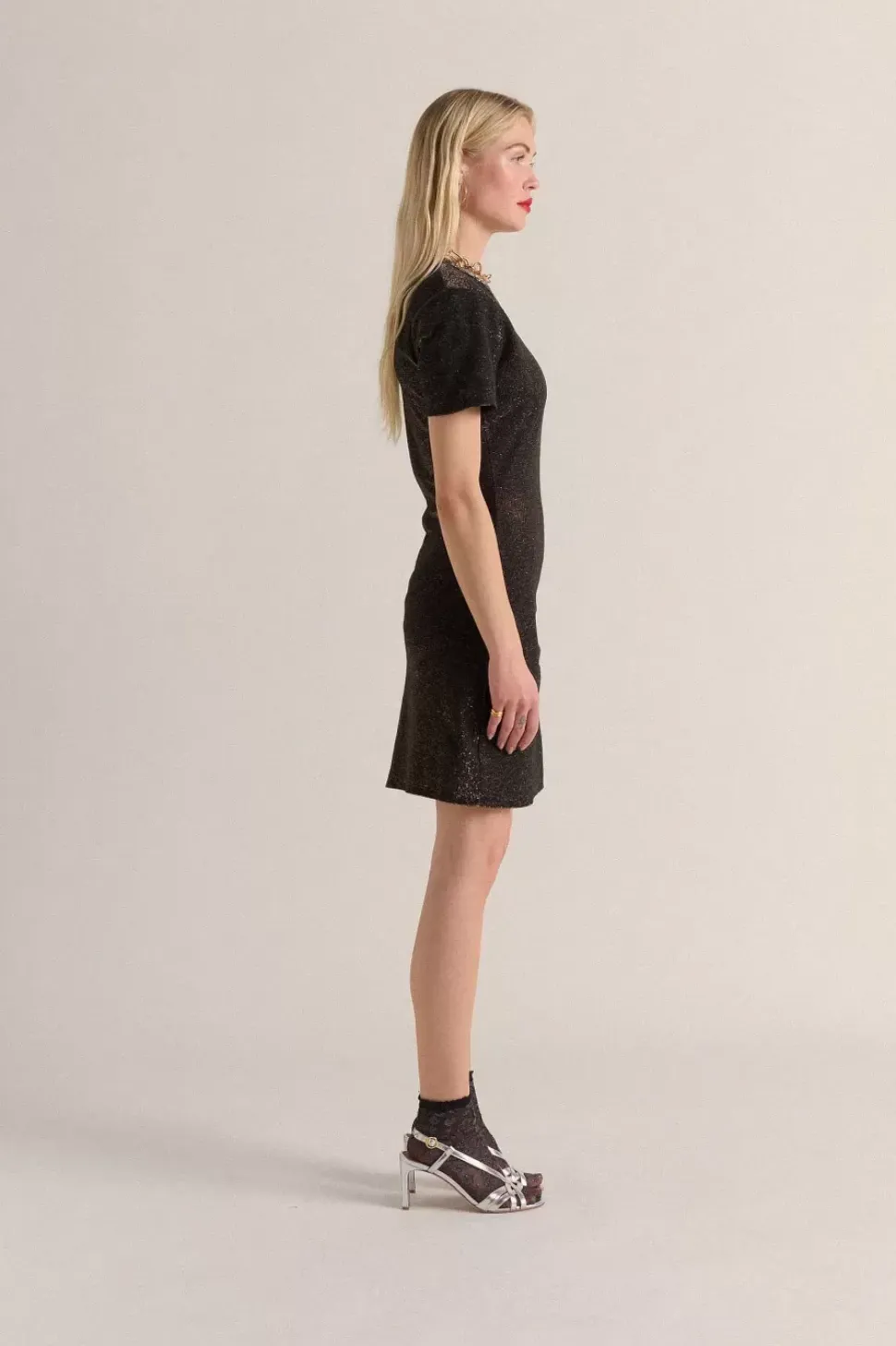 Robe Floreal Noir Irise Dore